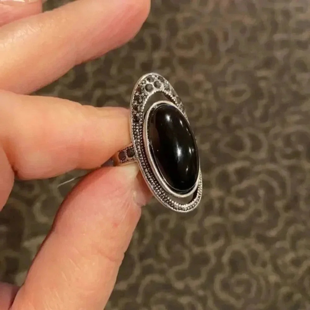 Beautiful vintage ring - Picture 9 of 9